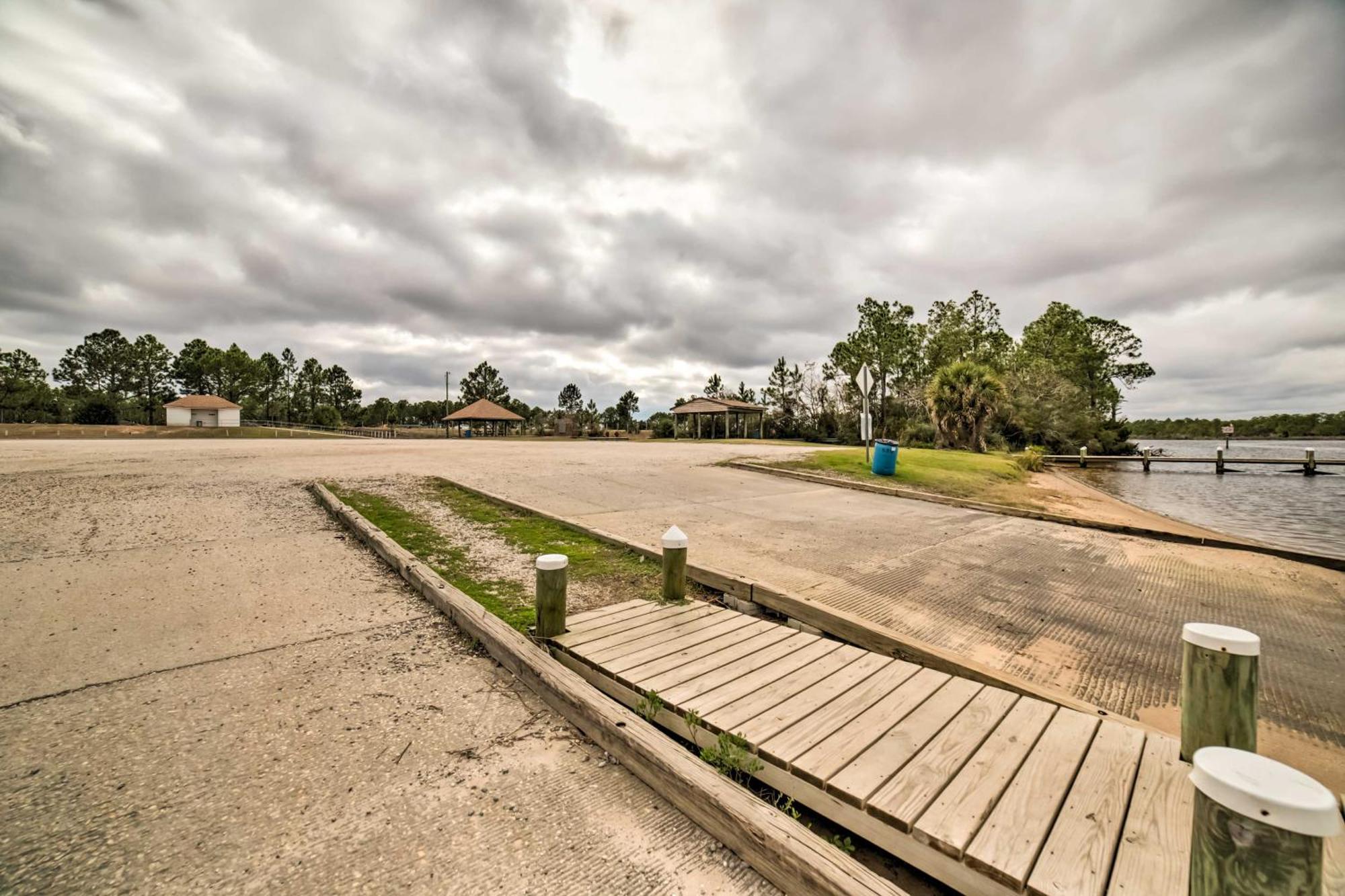 Waterfront Florida Vacation Rental With Boat Dock Milton Exterior photo